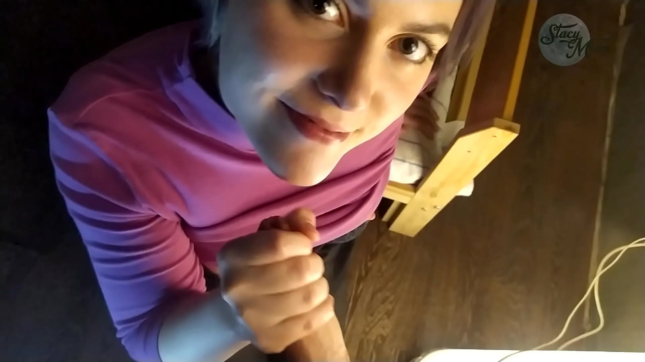 Tüüpiline vene koduporno koos munnikontoriga ja hea sügava ahmimisega