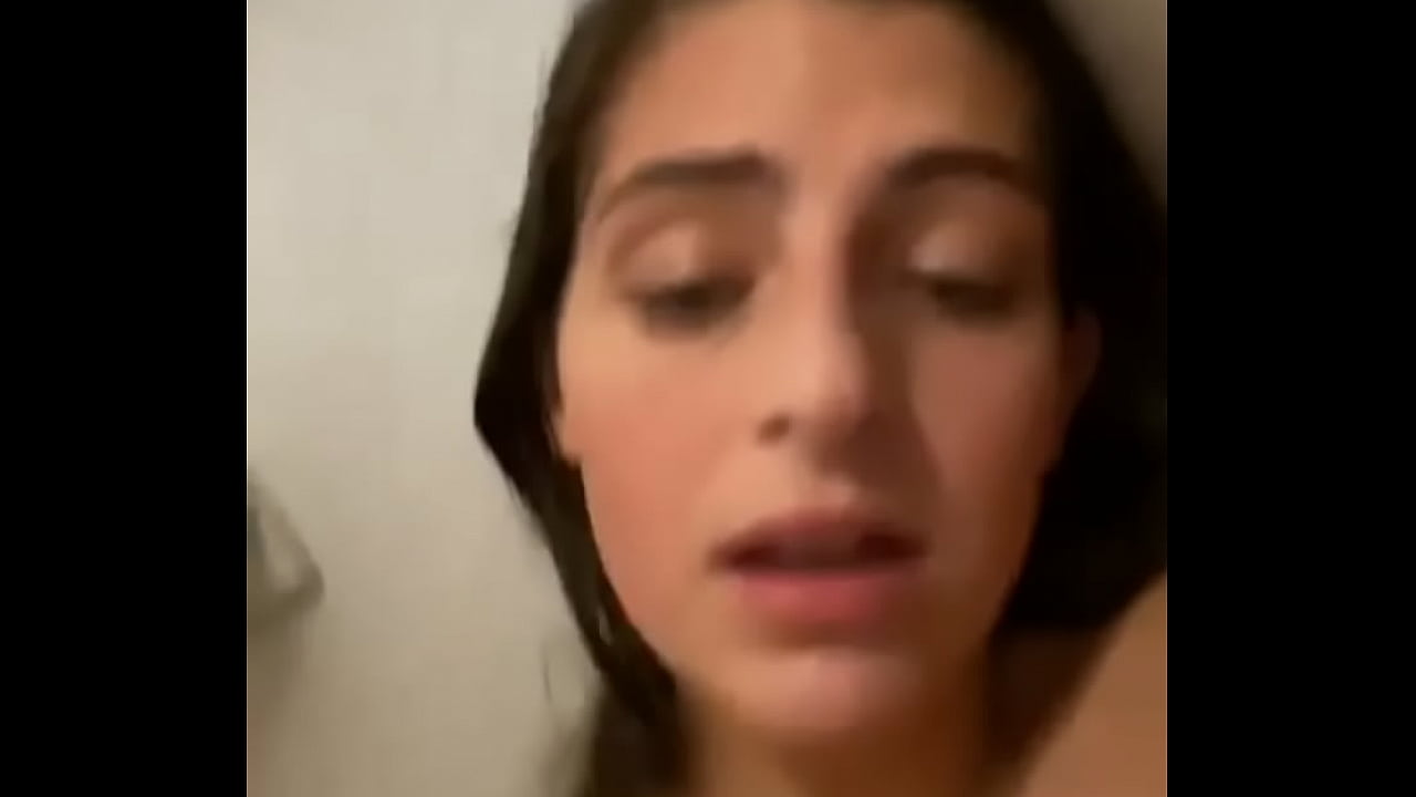 Sinisilmne hottie, lühikesed kodused seksivideod, valik