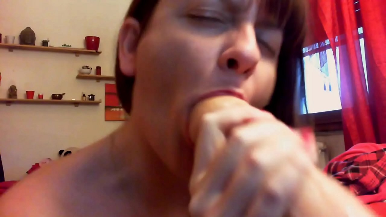 Suurepärane orgasm oma räpase õe jaoks, ava suu ja joo see kõik ära